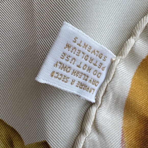 Gucci - Picture 4 of 4